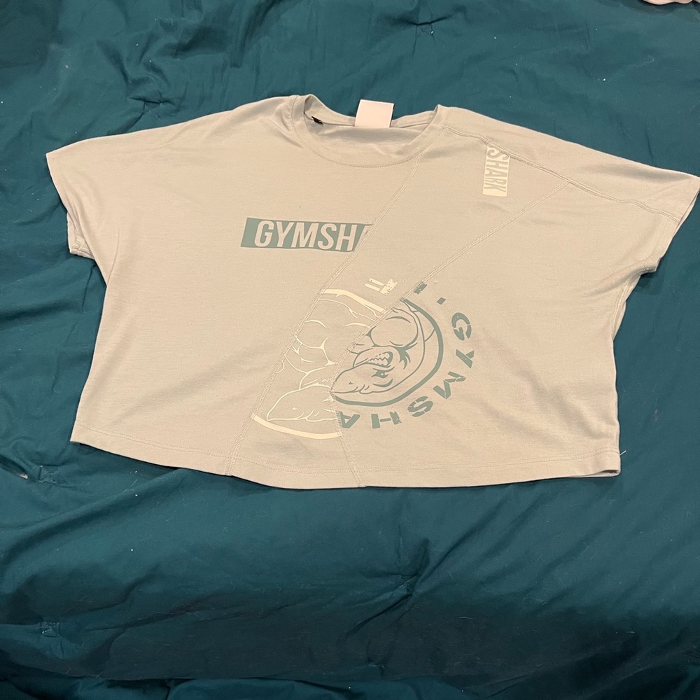 Gymshark cropped shirt